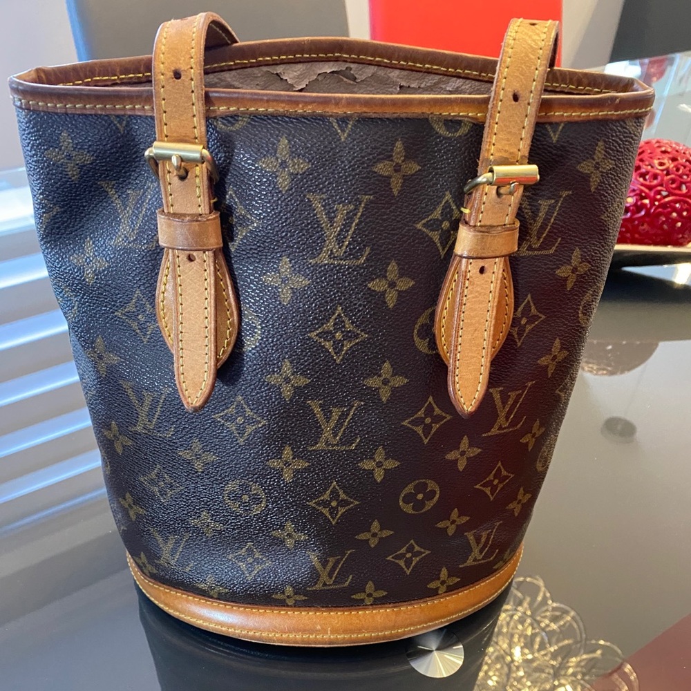 ❌SOLD❌AUTHENTIC VINTAGE LV BAG🤎